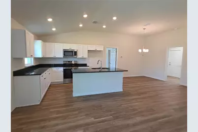 8270 N Wakefield Drive, Citrus Springs, FL 34434 - Photo 5