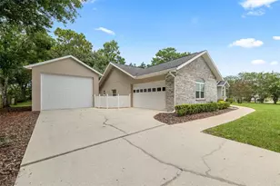5592 NE 61st Ave Rd, Silver Springs, FL 34488 - Photo 33