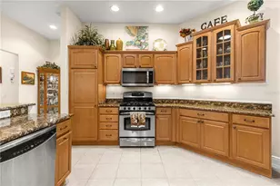 571 Troy Loop, The Villages, FL 32162 - Photo 5