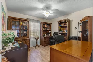 571 Troy Loop, The Villages, FL 32162 - Photo 13