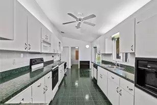 13740 SE 86th Terrace, Summerfield, FL 34491 - Photo 13