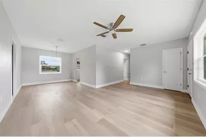 307 NE 11th Place, Ocala, FL 34470 - Photo 3
