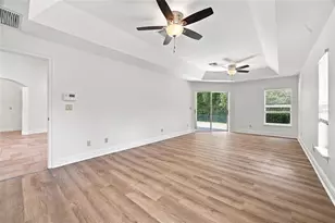 10040 SE 42nd Ct, Belleview, FL 34420 - Photo 9