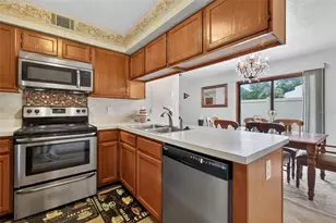 2215 NE 45th Ave, Ocala, FL 34470 - Photo 9
