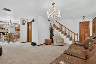 2215 NE 45th Ave, Ocala, FL 34470 - Photo 5