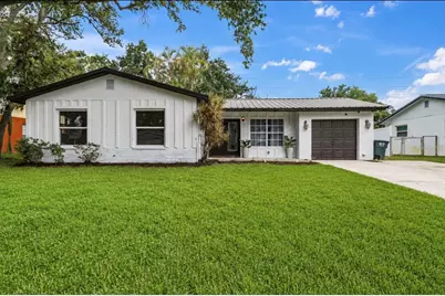 2902 42nd Street W, Bradenton, FL 34205 - Photo 1