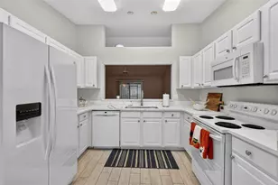 8907 SE 141st Loop, Summerfield, FL 34491 - Photo 3