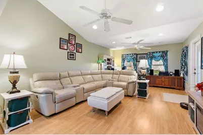 1042 Soledad Way, The Villages, FL 32159 - Photo 19