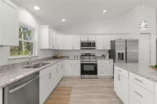 20615 SW Robin Dr, Dunnellon, FL 34431 - Photo 7