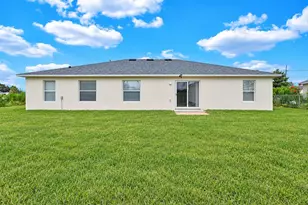 18 Juniper Loop Dr, Ocala, FL 34480 - Photo 3