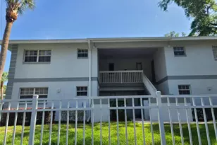580 Fairways Ln, Ocala, FL 34472 - Photo 1