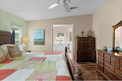705 Oak Boulevard, Wildwood, FL 34785 - Photo 17