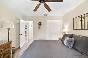 17362 SE 76th Flintlock Terrace, The Villages, FL 32162 - Photo 15