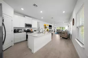 3902 NE 30th Ter, Ocala, FL 34479 - Photo 5