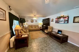 4033 SE 15th St, Ocala, FL 34471 - Photo 3