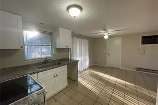 8 Rose Ave, Beverly Hills, FL 34465 - Photo 5