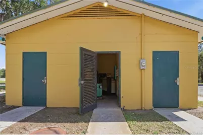 18150 SE Highway 19, Inglis, FL 34449 - Photo 41