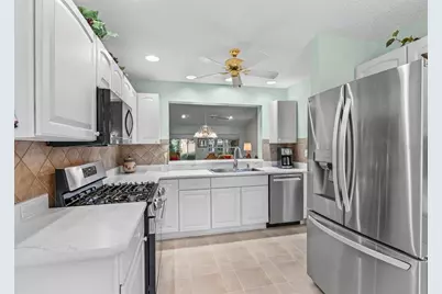 8368 SE 176th Lawson Loop, The Villages, FL 32162 - Photo 9