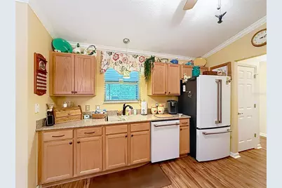 1016 Matthew Avenue, Lady Lake, FL 32159 - Photo 9