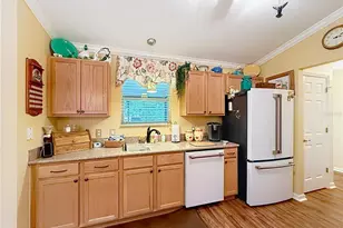 1016 Matthew Ave, Lady Lake, FL 32159 - Photo 9