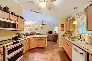 1016 Matthew Ave, Lady Lake, FL 32159 - Photo 7