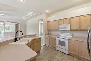 10721 S Drew Bryant Cir, Floral City, FL 34436 - Photo 11