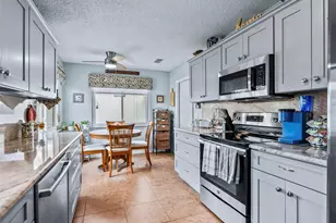 1223 Tarpon Ln, Lady Lake, FL 32159 - Photo 23