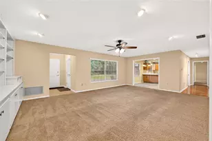 2011 SE 14th Ln, Ocala, FL 34471 - Photo 19
