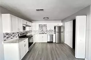 3761 NE 40th Pl, Ocala, FL 34479 - Photo 3