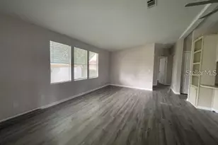 1211 Panama Pl, Lady Lake, FL 32159 - Photo 3