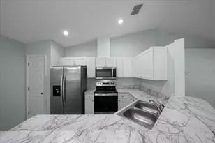 2471 NW 24th Rd, Ocala, FL 34475 - Photo 9