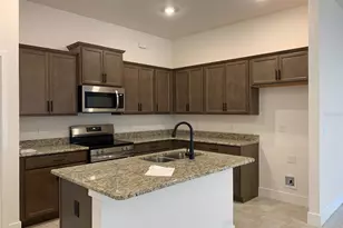 11611 Grace Rd, Weeki Wachee, FL 34614 - Photo 3