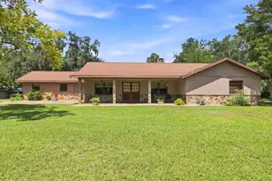 10265 W Springtree Ln, Crystal River, FL 34428 - Photo 1