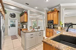 2168 W Begonia Dr, Beverly Hills, FL 34465 - Photo 17