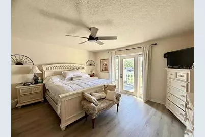 4744 Snook Drive SE, Saint Petersburg, FL 33705 - Photo 13