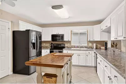 13338 SW 111th Circle, Dunnellon, FL 34432 - Photo 9
