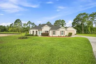 5931 NE 57th Loop, Silver Springs, FL 34488 - Photo 1