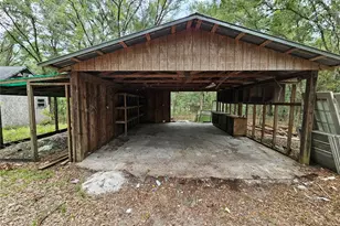 7651 NE 128 Ln, Bronson, FL 32621 - Photo 7