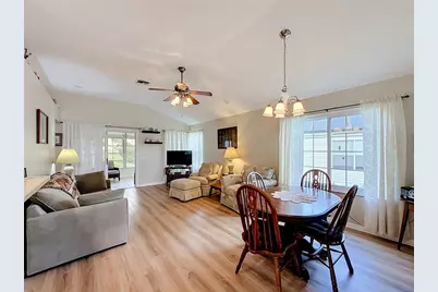 1403 W Schwartz Boulevard, Lady Lake, FL 32159 - Photo 9