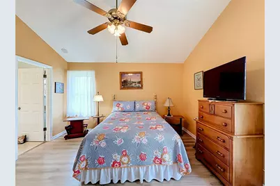 1403 W Schwartz Boulevard, Lady Lake, FL 32159 - Photo 19