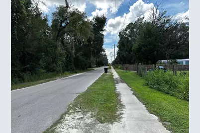 418 N Pine Street, Bronson, FL 32621 - Photo 3