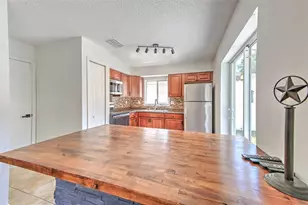 319 Abigail Rd, Plant City, FL 33563 - Photo 13