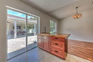 319 Abigail Rd, Plant City, FL 33563 - Photo 15