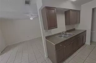 904 SW 62nd Terrace, Gainesville, FL 32607 - Photo 3