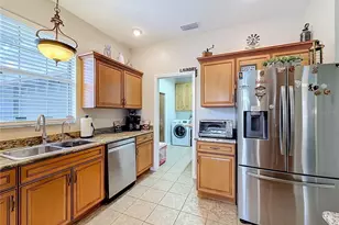 803 Crestview Cir N, Wildwood, FL 34785 - Photo 15