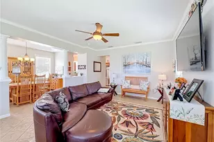 803 Crestview Cir N, Wildwood, FL 34785 - Photo 13