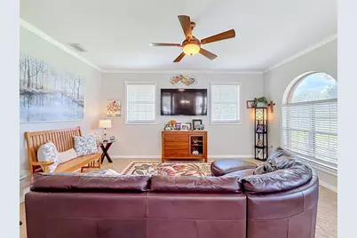 803 Crestview Circle N, Wildwood, FL 34785 - Photo 11