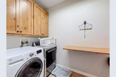803 Crestview Circle N, Wildwood, FL 34785 - Photo 39