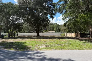2710 NE 15th Ave, Ocala, FL 34470 - Photo 1