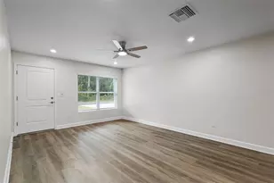 105 & 107 NW 8th St, Chiefland, FL 32626 - Photo 7